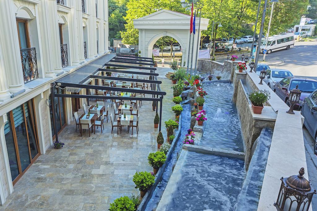 Lausos Palace Hotel Sisli Istanboel Buitenkant foto
